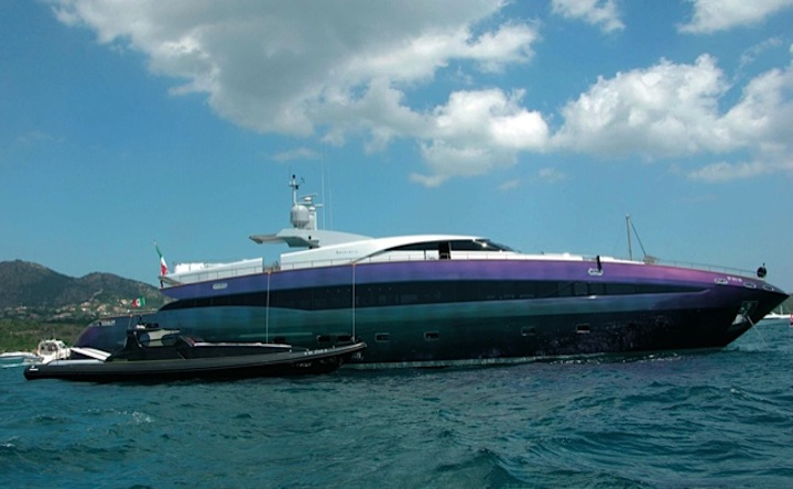 The Big Boat compared to the Bat-zodiac / La Grande barca e il Bat-gommone