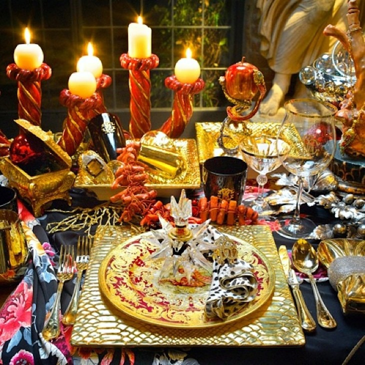 Christmas_table_for_all_my_family_....._Big_...long....evening_with_lo_of_love